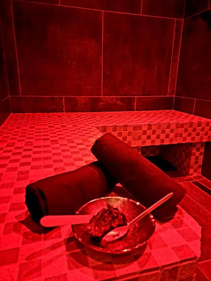 Ba'Cam Spa Bed & Breakfast Etigny ภายนอก รูปภาพ